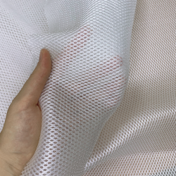 Сетка 3D трехслойная Air mesh 160 гр/м2 (Ширина 150см), цвет Белый (на отрез) в Мурманске